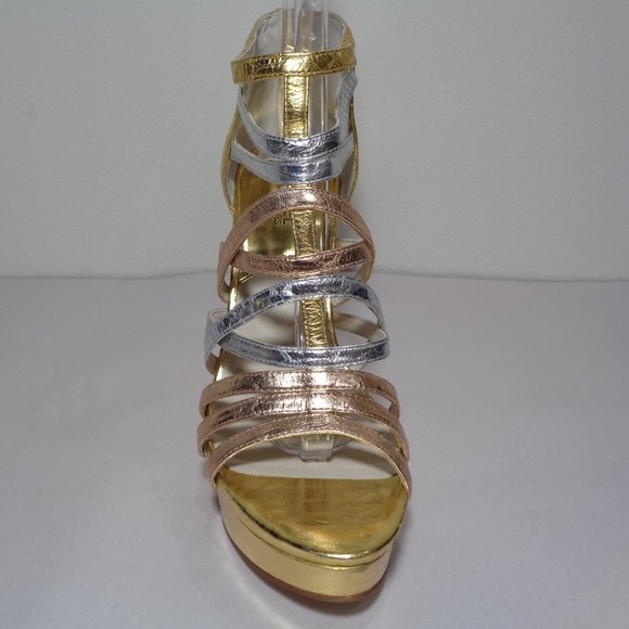 Michael Kors Size 9.5 MADDIE PLATFORM New Sandals - Picture 8 of 15